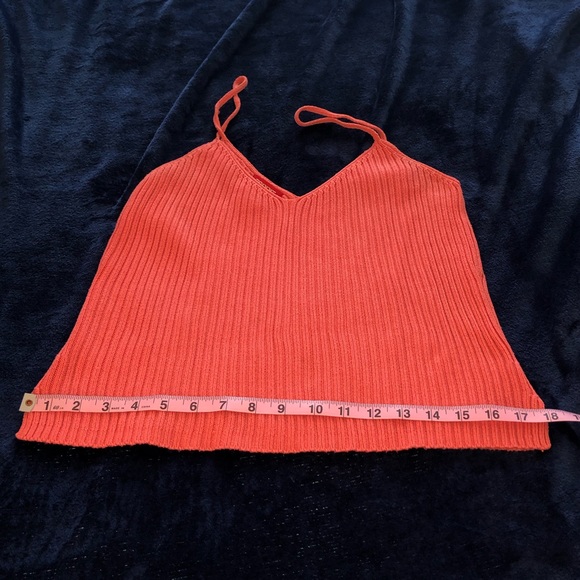 Coral Knit Tank - Picture 3 of 8